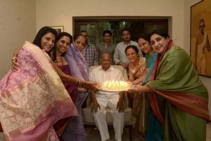 Saffron Monk tweet media