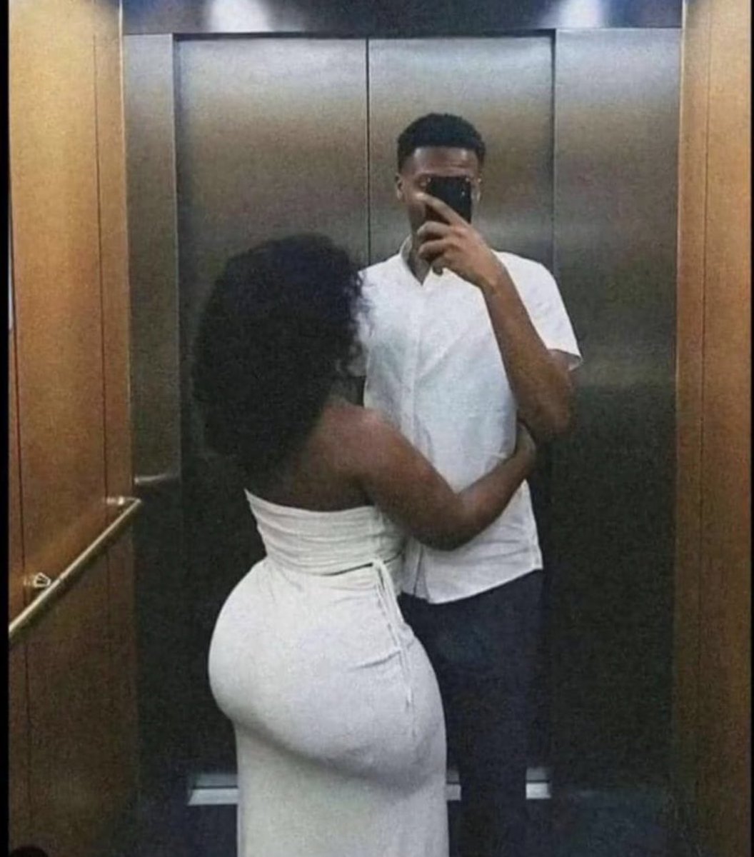 Prominent💐🤍 tweet media