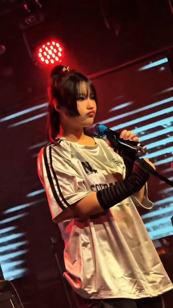 mel 🐢🍷🏁🪞⚔️ tweet media