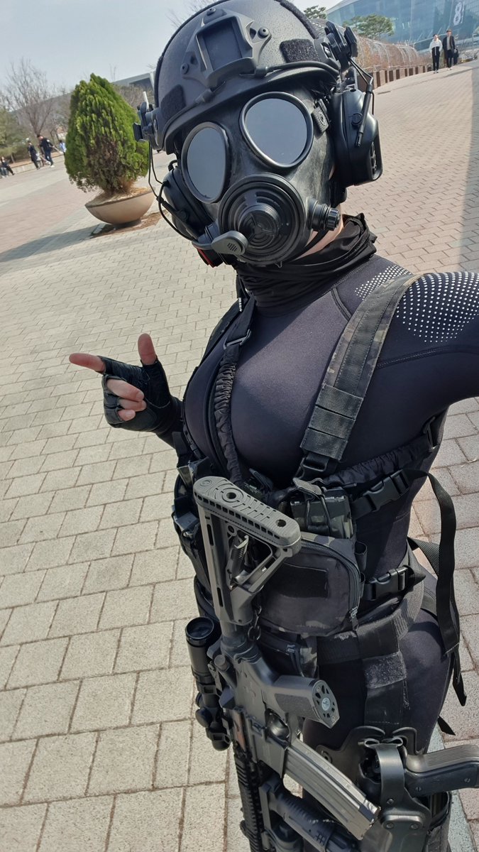 SFC_Josephine tweet media