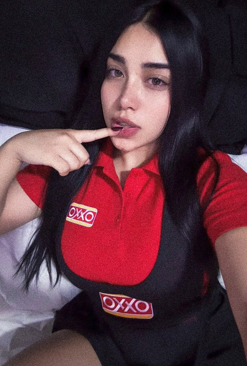 ALEJANDRA tweet media