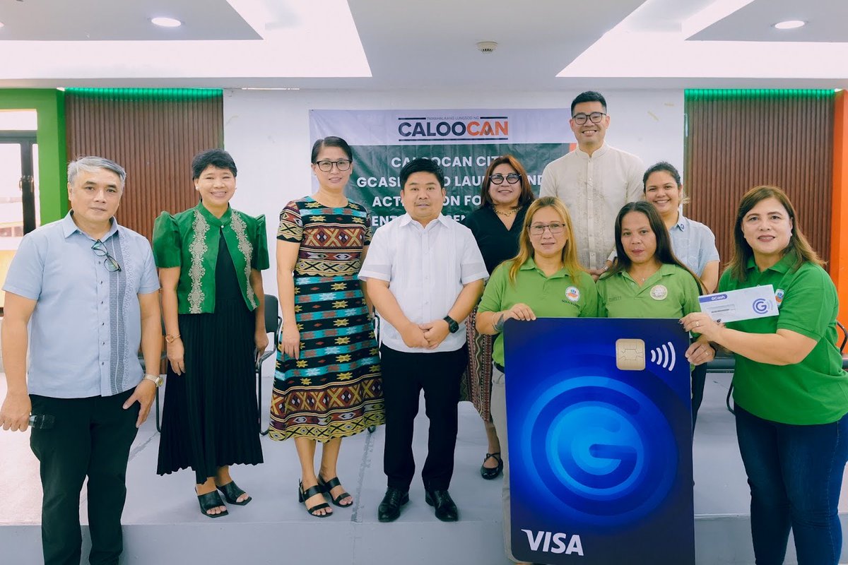 appsgadget's tweet image. Caloocan goes cashless for public aid 💙

Seniors &amp;amp; solo parents now receive subsidies directly via GCash — no lines, no hassle.

#GCash #FintechPH #DigitalPayments #FinancialInclusion