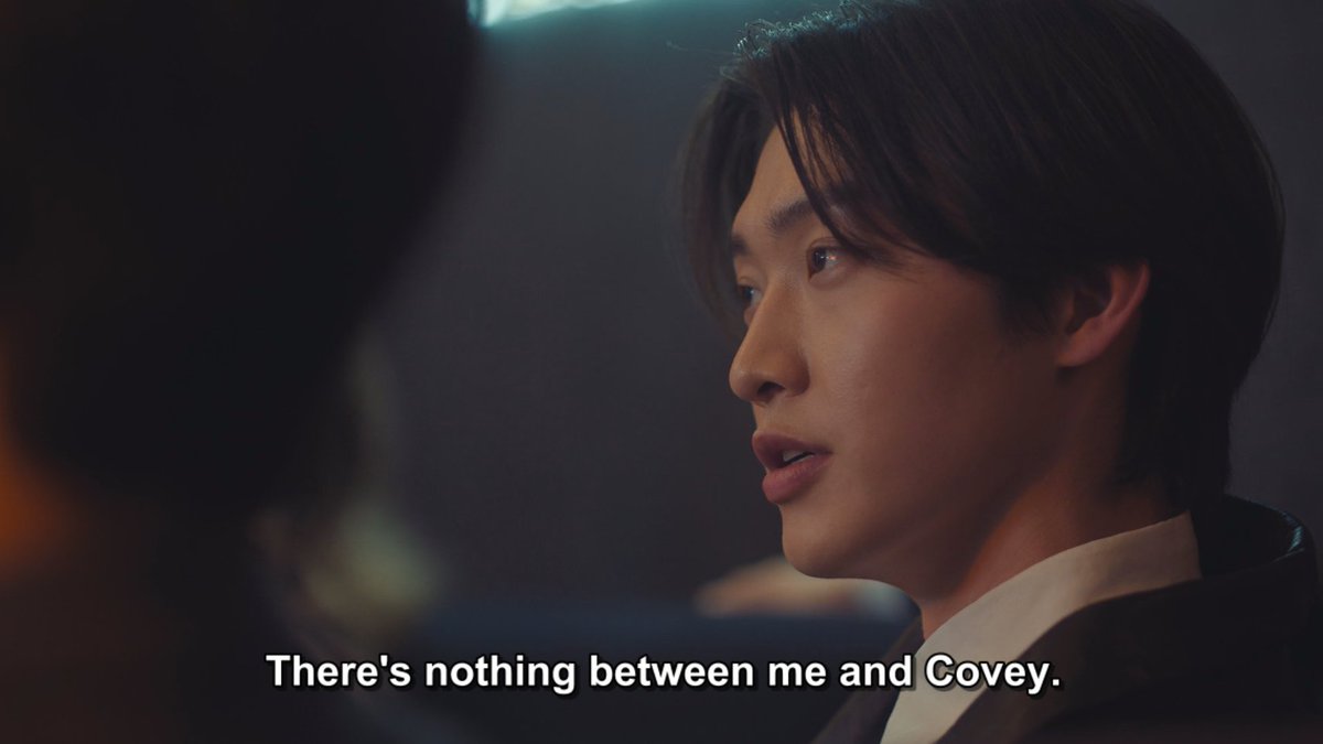 Random TV Screenshots tweet media