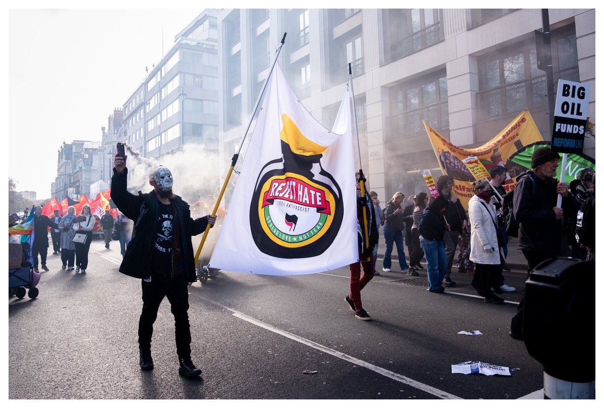 marcffoto's tweet photo. A couple of images from the @UKTogetherAll march on the weekend. https://t.co/Audi486voZ