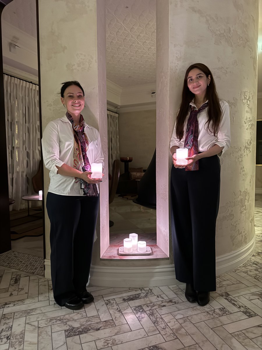 BarryRobinsonWD's tweet photo. Well done to our teams across our International region who switched off the lights for one hour this weekend in support of Earth Hour. This year was the 20th anniversary of Earth Hour, a global movement encouraging people to go without lights for one hour. https://t.co/YoDG6WBeXi