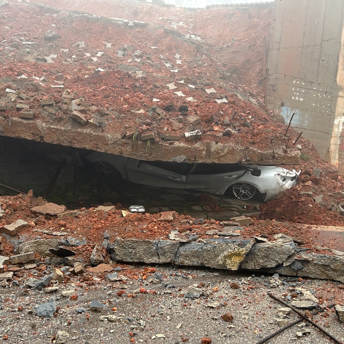 Pusholder tweet media