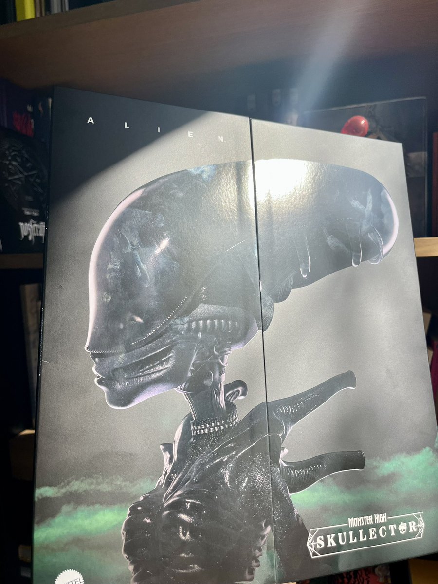 xenomorphgirl tweet media