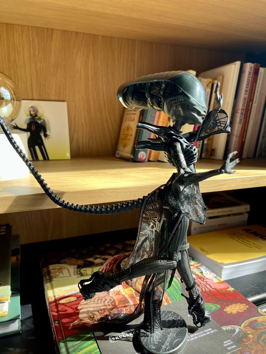 xenomorphgirl tweet media