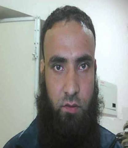 RawIndiaa's tweet photo. 🚨 #BREAKING: Delhi Police Special Cell arrested Shabir Ahmed Lone, a Lashkar-e-Taiba (LeT) commander and the key handler behind the Delhi Metro Poster Case.
#ShabirAhmedLone #DelhiPolice #MetroPosterCase #BreakingNews

🧍 WHO IS HE?
Lone is from Kangan, J&K. First arrested in 2007 on terror charges, he spent ~10 years in jail. Released on bail in 2019, he fled to Bangladesh and vanished — until now.
#Kashmir #LeT #Terrorism #India

🕸️ From Bangladesh, he allegedly:
▪️ Built a terror cell
▪️ Recruited & radicalised Indian youth
▪️ Directed anti-India poster campaigns
▪️ Coordinated surveillance of potential targets
— All reportedly under ISI’s direct orders
#ISI #Pakistan #SleepCells #NationalSecurity

☎️ His contacts? None other than Hafiz Saeed & Zaki-ur-Rehman Lakhvi — the masterminds of the 26/11 Mumbai attacks. Lone was in regular touch with both.
#HafizSaeed #Lakhvi #2611 #MumbaiAttacks #LashkarETaiba

🖼️ THE METRO POSTER CASE:
On Feb 8, 2026, posters reading “Free Kashmir” & “Hum Pakistani Hain” were found at Delhi Metro stations incl. Janpath & near the Supreme Court — a calculated psychological op.
#DelhiMetro #MetroPosters #PsychologicalWarfare

🔍 Delhi Special Cell cracked it fast:
▪️ Raids in West Bengal & Tamil Nadu
▪️ 8 suspects arrested in 2 weeks
▪️ Several were Bangladeshi nationals with fake Indian identities
▪️ Case filed under BNS & DPDP Act
#SpecialCell #FakeIdentity #BangladeshiTerrorists

✅ BOTTOM LINE: A multi-state ISI-backed psychological warfare module has been dismantled. The arrest of Lone — the module’s chief handler — is a massive intelligence victory for India. 🇮🇳
What should India do next? 👇 Repost to spread awareness.
#IndiaFightsBack #NationalSecurity #DelhiPolice #JusticeServed #India