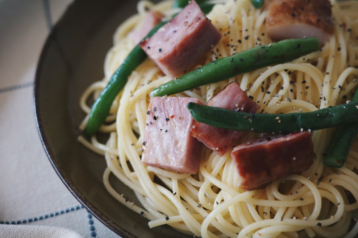 はるこ tweet media