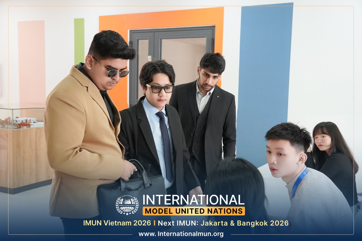imunofficial's tweet image. Day One at IMUN📸
 What IMUN builds in you:
  🎙️ Public speaking 
 🧠 Critical thinking 
 🤝 Teamwork 
 🌍 Global awareness 
 🗣️ Communication 
  Next: Jakarta | July 28–30💬 #DayOne #GlobalLeaders