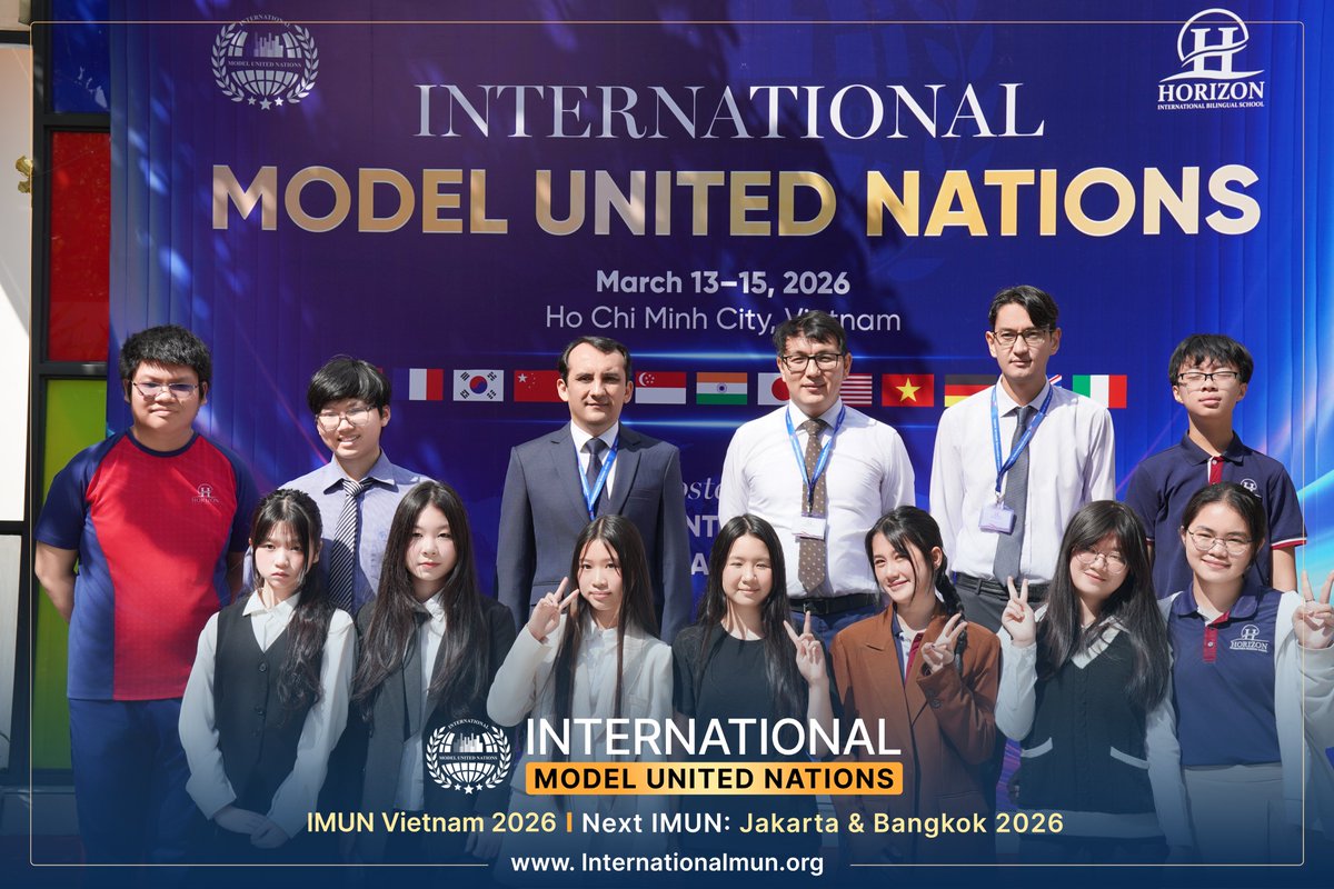 imunofficial's tweet image. Day One at IMUN📸
 What IMUN builds in you:
  🎙️ Public speaking 
 🧠 Critical thinking 
 🤝 Teamwork 
 🌍 Global awareness 
 🗣️ Communication 
  Next: Jakarta | July 28–30💬 #DayOne #GlobalLeaders