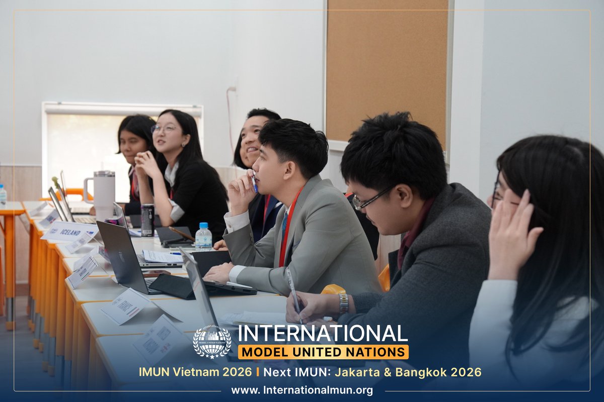 imunofficial's tweet image. Day One at IMUN📸
 What IMUN builds in you:
  🎙️ Public speaking 
 🧠 Critical thinking 
 🤝 Teamwork 
 🌍 Global awareness 
 🗣️ Communication 
  Next: Jakarta | July 28–30💬 #DayOne #GlobalLeaders