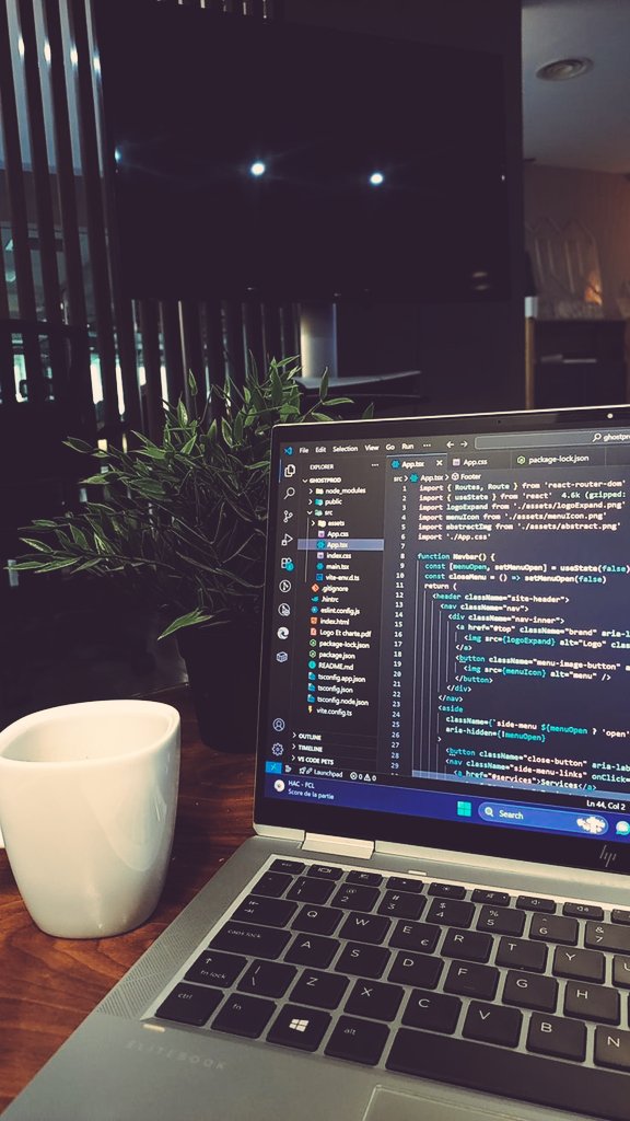 RamanRjha4647's tweet photo. π£οΈ Tell me you're a Full-Stack developer without telling me you're a Full-Stack developer.
Iβll go first: Everything works perfectly on localhost:3000, but my production logs are a sea of red
#fullstackdevelopmemt