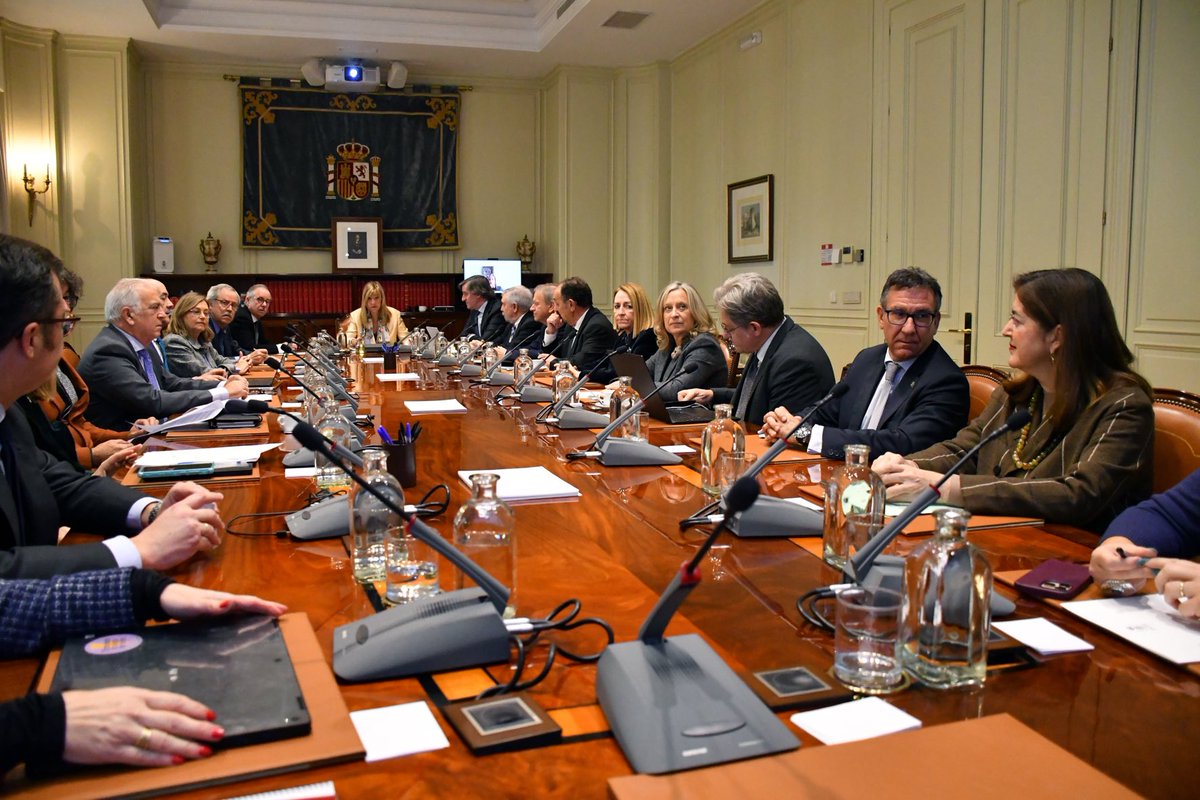 ⁦<a href="/PoderJudicialEs/">Poder Judicial</a>⁩ se aprueba una subida de sueldo de hasta 800 euros mensuales pese a cobrar entre 130.000 y 155.000 euros al año 
cadenaser.com/nacional/2026/…