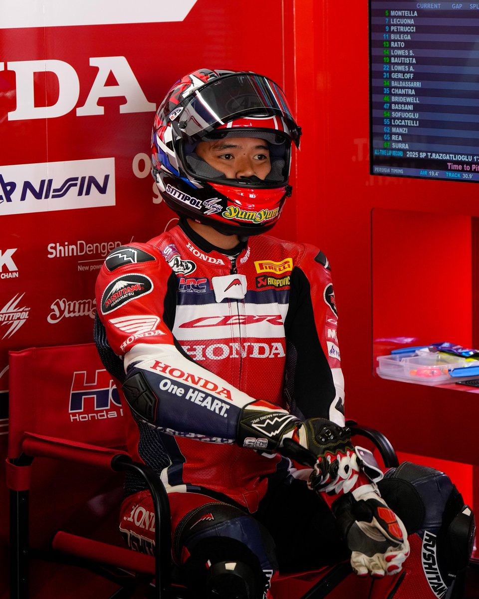 HondaMoto_HRC's tweet image. WSBK Round 2 Portugal

Race 1/Race 2

Jonathan Rea P1⃣9⃣/ P1⃣2⃣
Somkiat Chantra P1⃣8⃣/P1⃣5⃣

Progress and points for both Chantra and Rea on Sunday at Portimão!

#Honda #WSBK