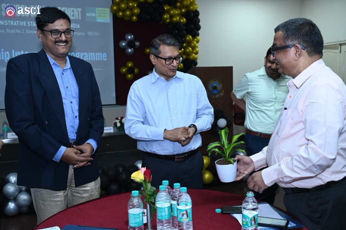 ascipgdm's tweet image. A powerful convergence of minds at ASCI School of Management’s Leadership Interaction Programme—
From insightful discussions to forward-thinking strategies, it was a day dedicated to redefining academic excellence. 💡📖

#ASCI #LeadershipDialogue #EducationExcellence