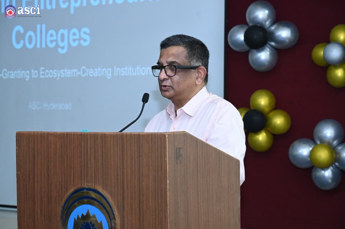 ascipgdm's tweet image. A powerful convergence of minds at ASCI School of Management’s Leadership Interaction Programme—
From insightful discussions to forward-thinking strategies, it was a day dedicated to redefining academic excellence. 💡📖

#ASCI #LeadershipDialogue #EducationExcellence