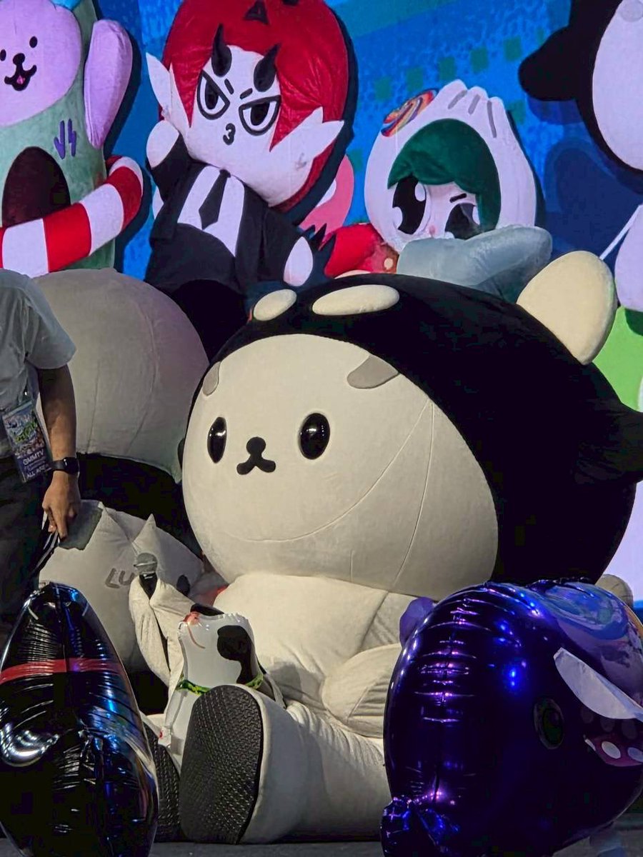 Polcasan tweet media