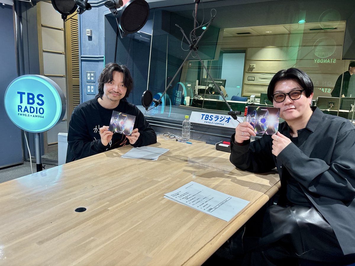 spacewalk905954's tweet photo. 【#三浦大知 のSpacewalk🌕】

このあと22時〜
音楽プロデューサー #UTA さんゲスト回🙌

お楽しみに📻
https://t.co/y1YQ6RqvEV

@utatvp

#UTA_三浦大知_Archive
#みうらじ954 https://t.co/zkG6BBRrWu
