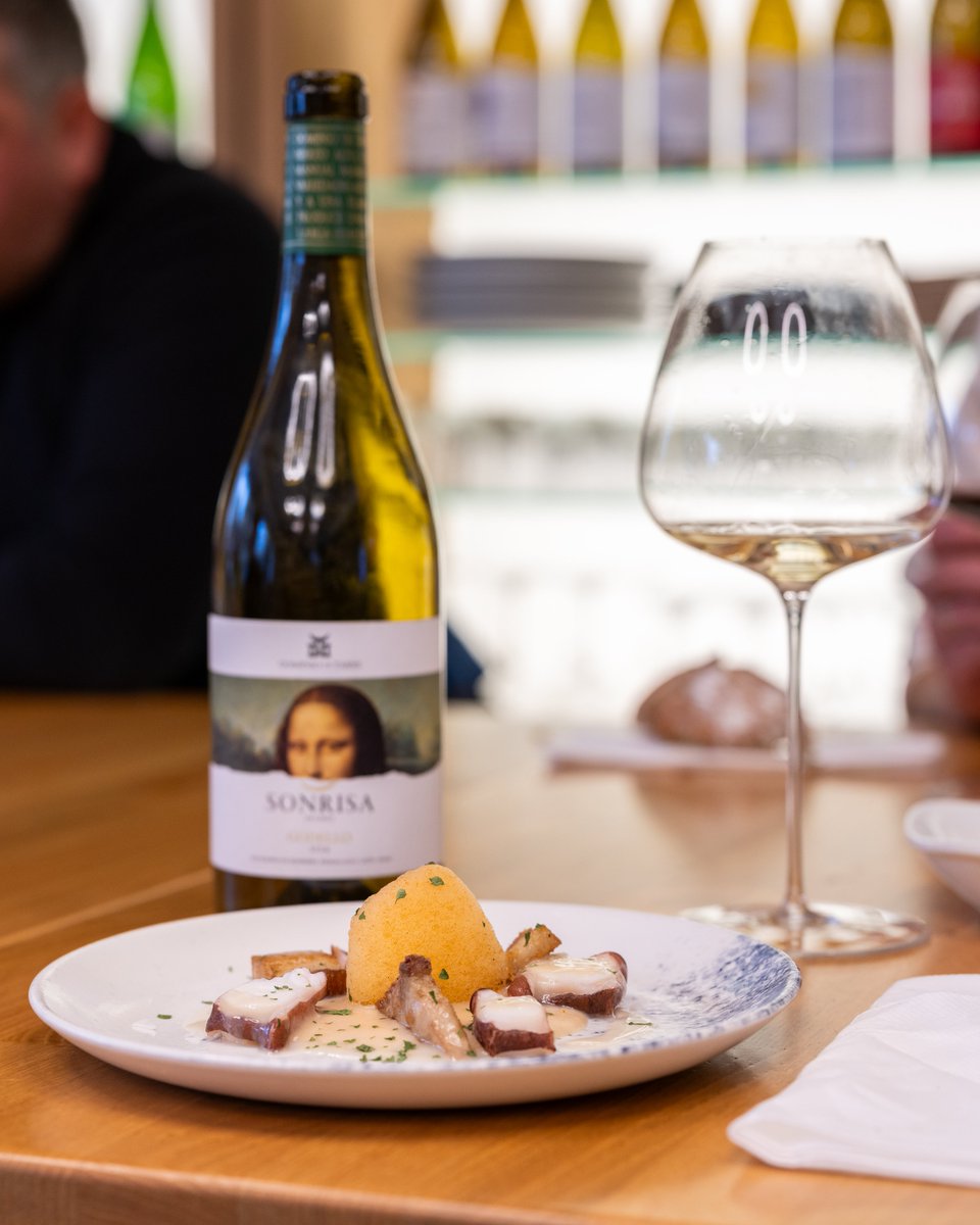 B. Dominio de Tares tweet media