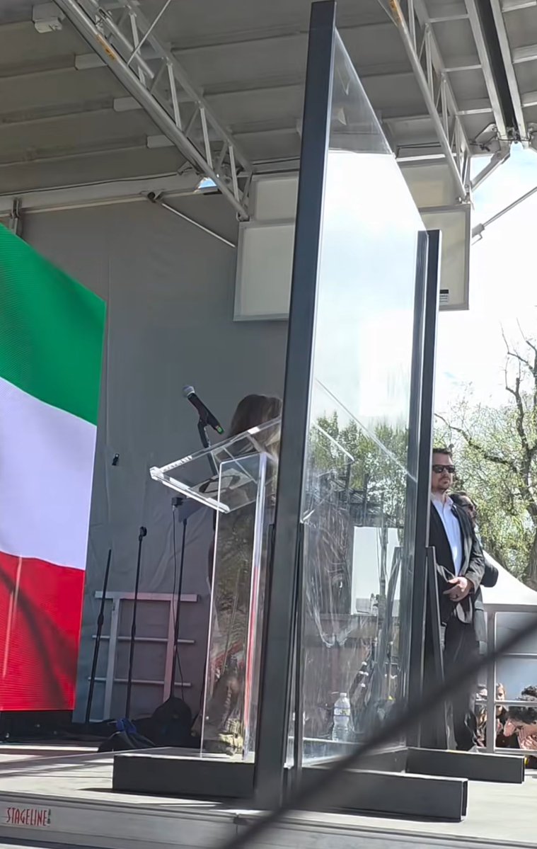 نرگس خاتون قاجار tweet media