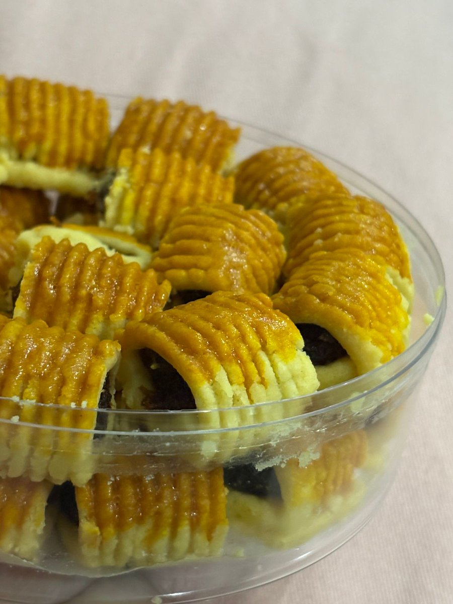 ria buchari tweet media