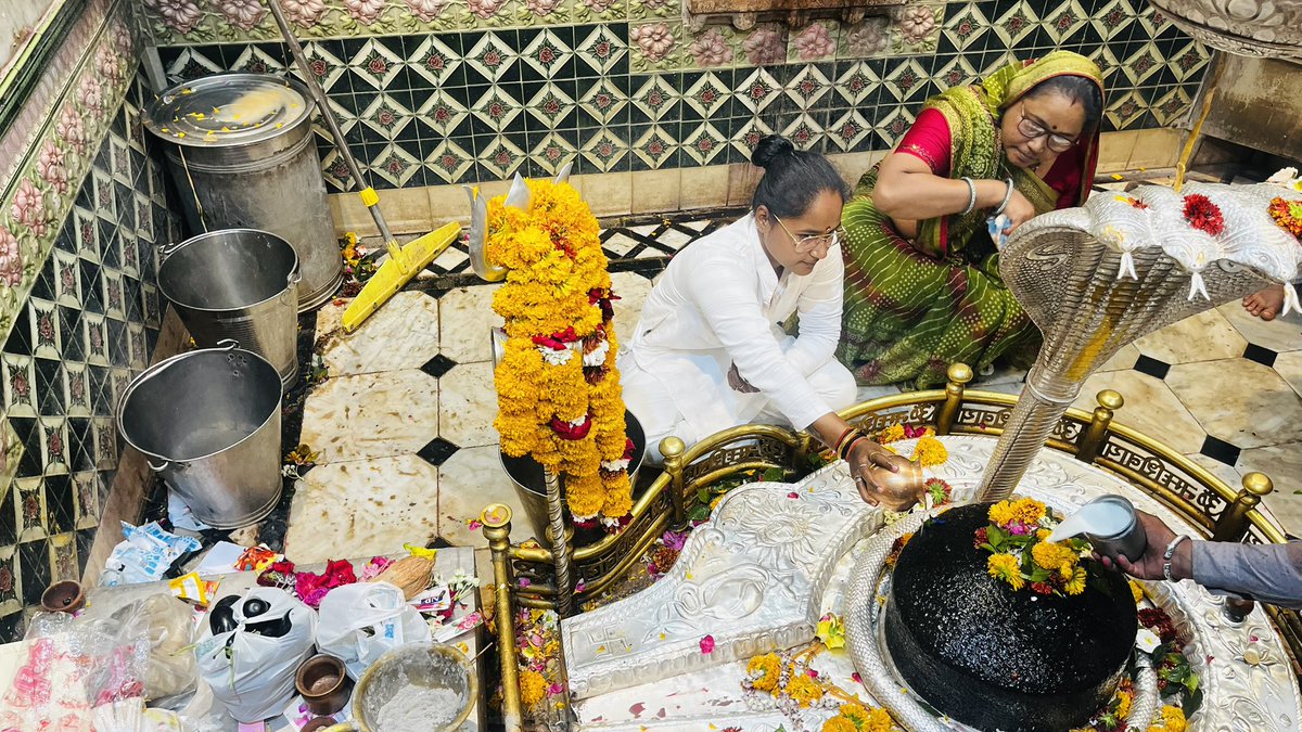 Monica Sharma tweet media