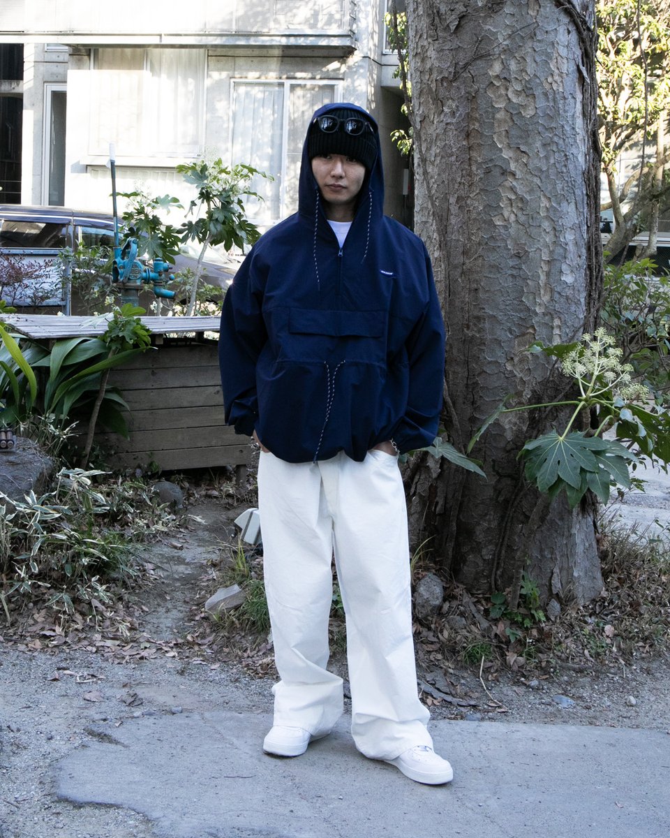 APPLEBUM_STORE's tweet photo. 【Styling Sample】

Stretch Waterproof Anorak
[Dark Navy]
¥29,700(tax in)
着用サイズ：XL

https://t.co/0yFCCg4K35

Model :@rao_ogitsu
Model height : 172cm

#applebum
#applebum_tokyo https://t.co/X2ATLtjrlL