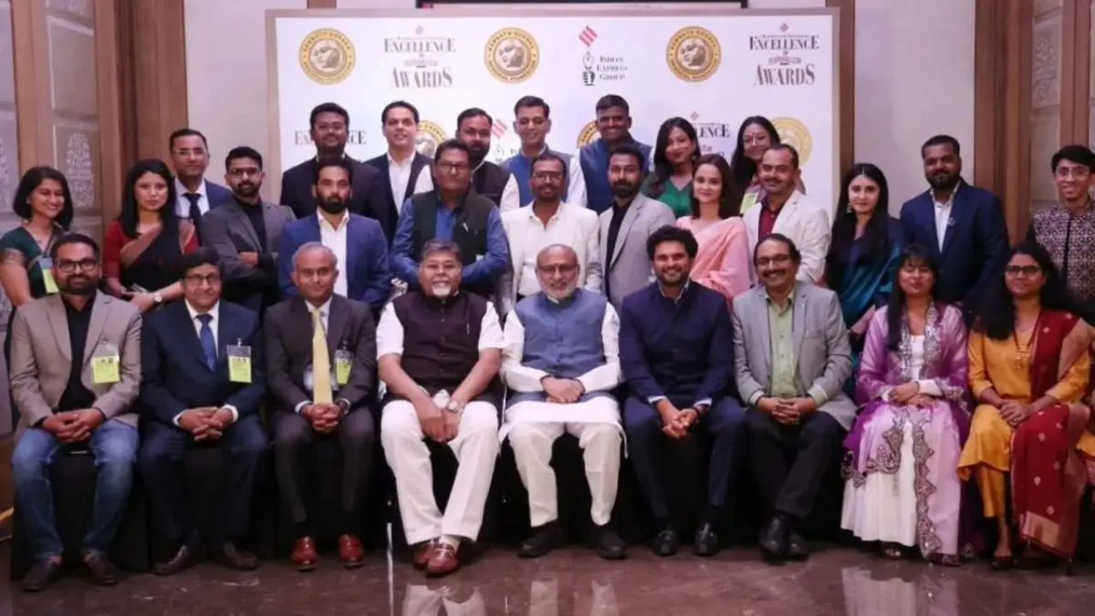 BestMediaInfo's tweet image. Ramnath Goenka Awards 2026: India Today shines as top journalists honoured across categories 

bestmediainfo.com/mediainfo/tele… 

#digital #Broadcast #Awards #journalism #RamnathGoenkaAwards #TheIndianExpress