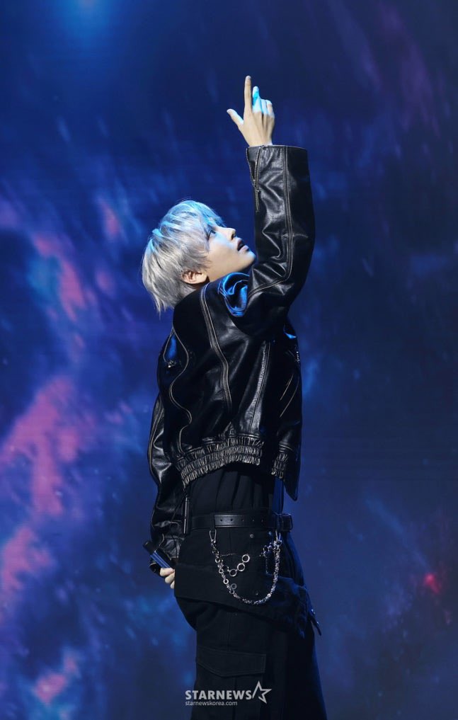 밤냥이 tweet media