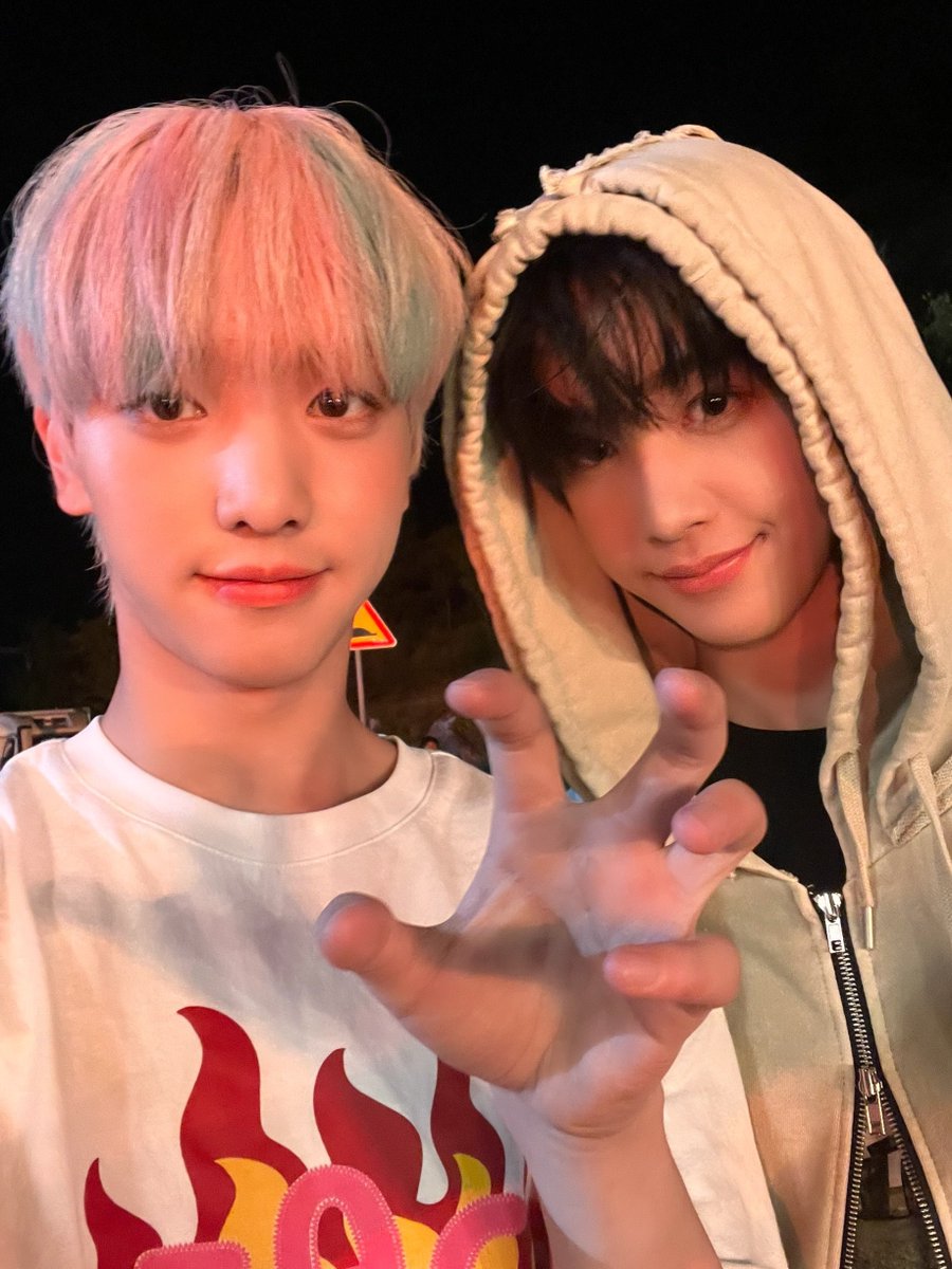 nmewnocafno's tweet photo. 🫂🔆 https://t.co/c1xpT5pyse