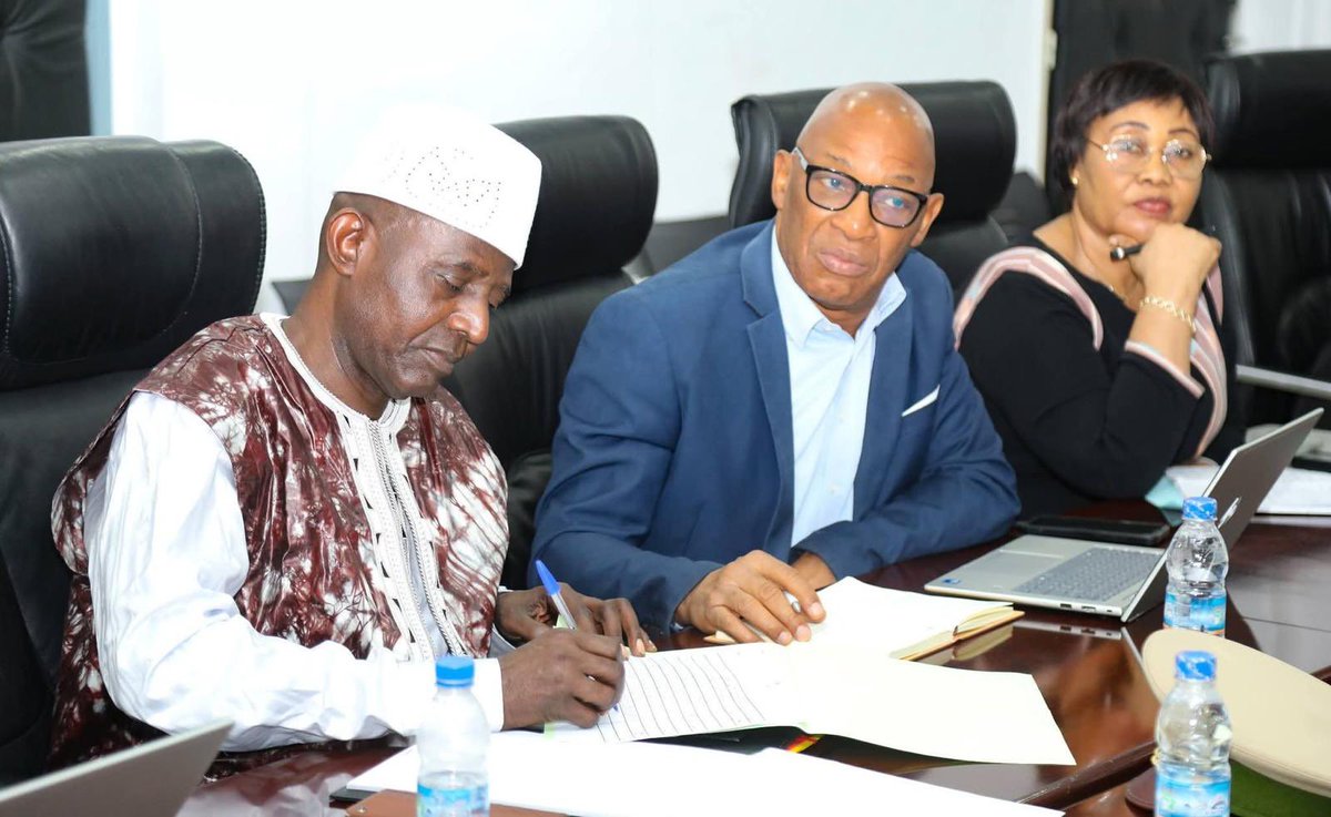 MAMRI Guinée tweet media