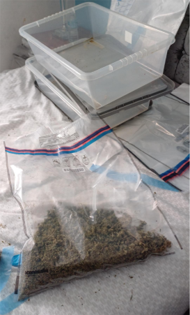 MerseyPolice's tweet photo. ARRESTED | We have arrested two men and seized a firearm, ammunition and suspected drugs following enquiries in Huyton and Liverpool on Friday, 27 March.

At around 2.20pm, officers attended an address in Ashbury Road, Huyton in relation to ongoing enquiries. A man was seen to try and flee from the address, and was detained. A search of the property resulted in around 1kg of cocaine and around 2kg of cannabis being seized.

A 44-year-old man from Dovecot was arrested on suspicion of Possession with intent to supply Class A and Class B drugs, and Possession of cannabis. Following a further search, a firearm and ammunition was seized. The man was additionally arrested on suspicion of Possession of a Section 1 Firearm and Possession of Ammunition.

A 68-year-old man from Huyton was arrested on suspicion of Possession with intent to supply Class A and Class B drugs. Both have been conditionally bailed pending further enquiries.

Inspector Josh Griffiths from North Liverpool Proactive Team said: “This was a smart, proactive piece of police work and our extensive enquiries will continue while the two men remain on bail.

“Removing firearms, ammunition and drugs from our communities is vital in making the streets safer. Key to such positive results are not only through proactive policing operations, but information from those communities blighted by serious and organised crime. The more information about the storage and supply of drugs and weapons, the more we can ensure immediate action is taken. Tell us what you know and we will do the rest.”

Info on drugs and firearms where you are? Contact Merseyside Police social media desk via X or Facebook @MerPolCC. You can also report information via our website: https://t.co/D2iAAveNGM or by calling 101.

Alternatively, contact the independent charity Crimestoppers anonymously on 0800 555 111, or via their website here: https://t.co/CQhLq5MWCv. Always call 999 if a crime is in progress.

https://t.co/4MPQQF4w79
