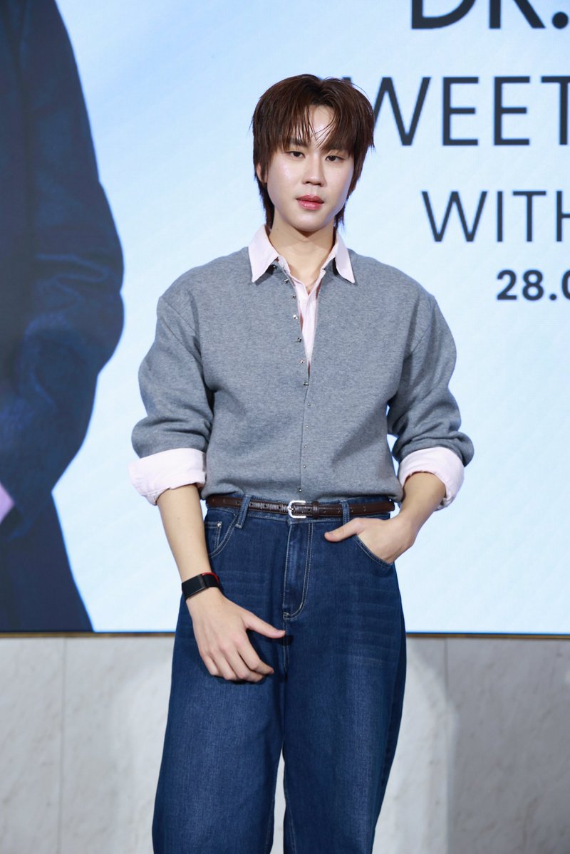 DR. Ally Official tweet media