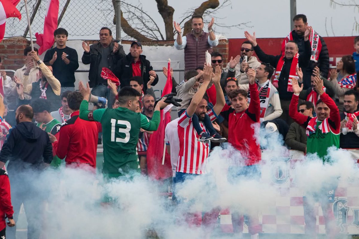 AtcoTordesillas's tweet photo. Afición, este viernes tenemos otro partido importante.

Vs @cd_becerril
🗓️ Viernes 3 de abril 
🕔 17:00
🏟️ Las Salinas

¡Os esperamos! 🙌

📸 @henargar13 

#VamosTorde💪 https://t.co/2uSRhSi6ij