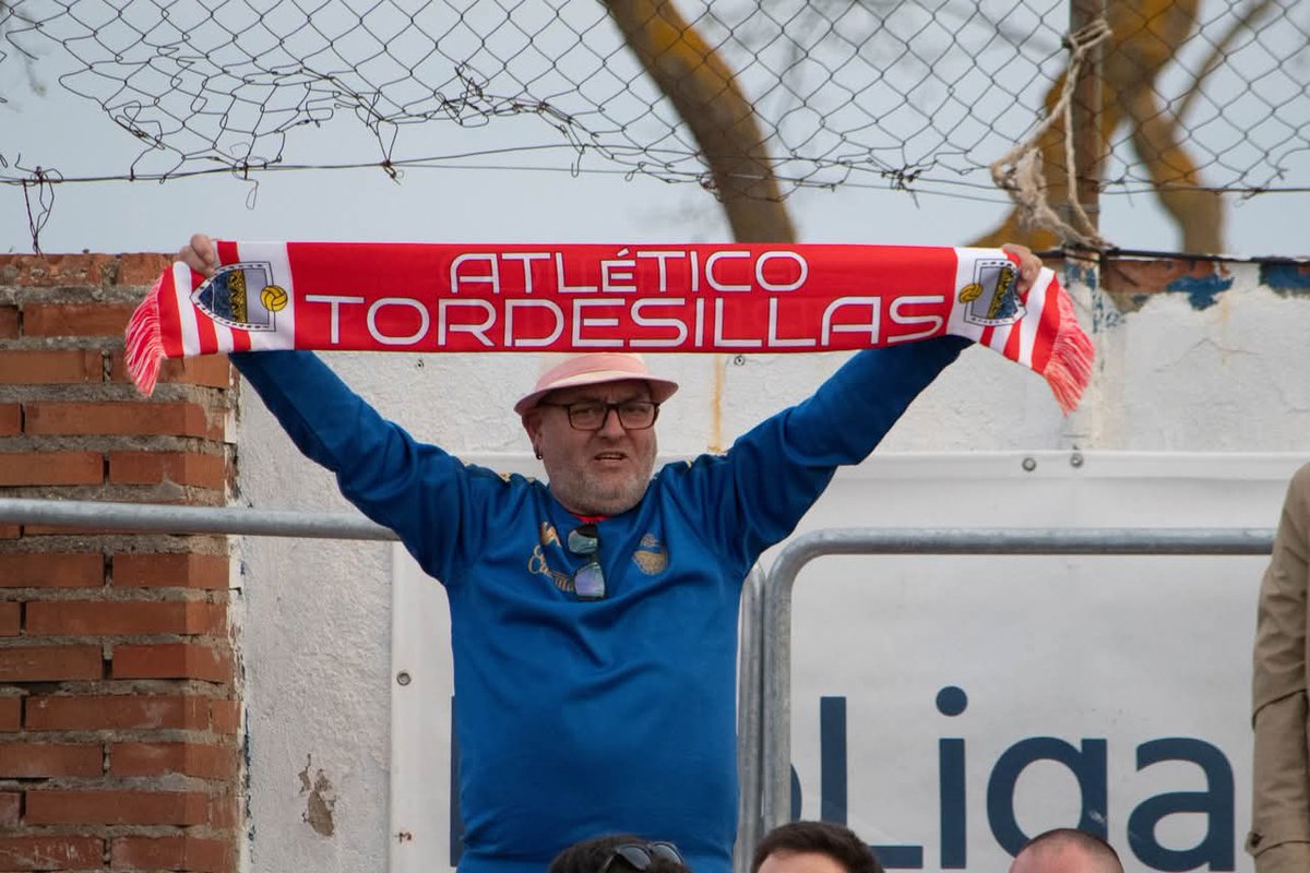 AtcoTordesillas's tweet photo. Afición, este viernes tenemos otro partido importante.

Vs @cd_becerril
🗓️ Viernes 3 de abril 
🕔 17:00
🏟️ Las Salinas

¡Os esperamos! 🙌

📸 @henargar13 

#VamosTorde💪 https://t.co/2uSRhSi6ij