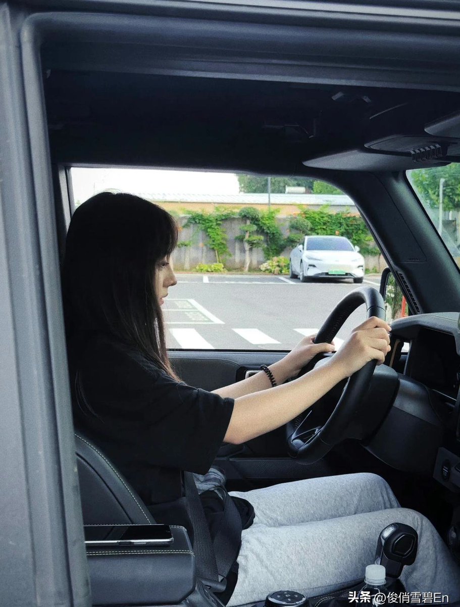 Job Posting tweet media