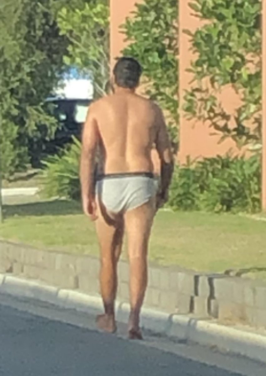 freelancerightwinger tweet media