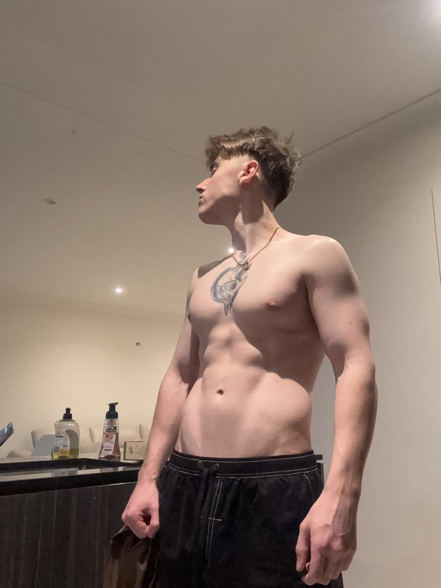 Brad Cockpitt 😝 tweet media