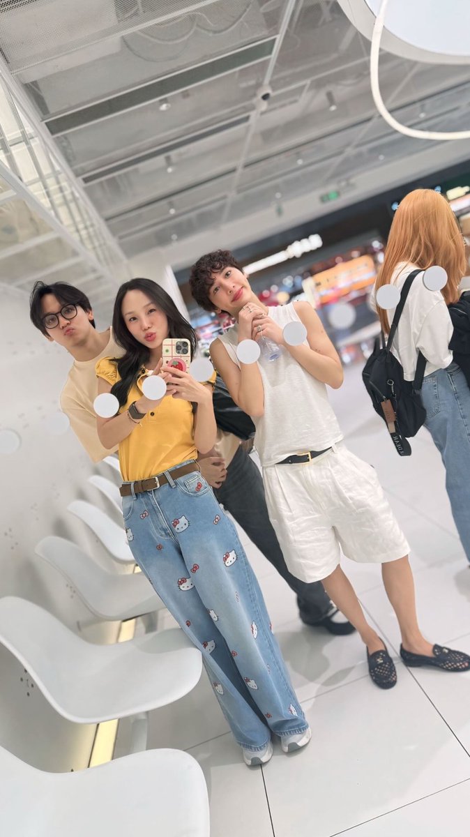 Film2 🎞 tweet media