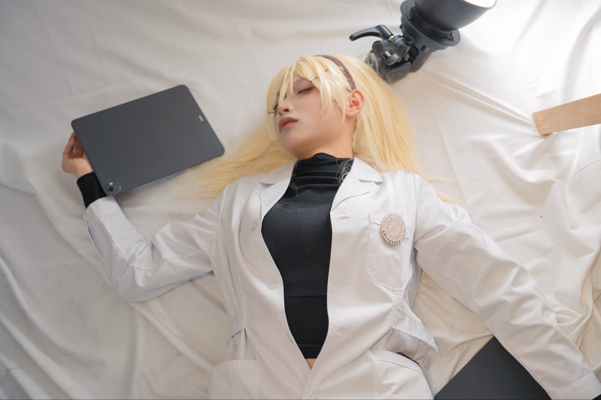 TreeStrange tweet media