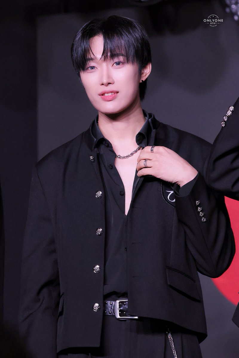 📸 ²⁶⁰³²⁹
[#재한]

OMEGA X LIVE IN JAPAN 2026 
< NEW VISION >ᴛᴏᴋʏᴏ 

재한아 미안해 ... 
그냥 여미자.. 💦

#JAEHAN #오메가엑스 
OMEGA_X  내 우주💙김재한