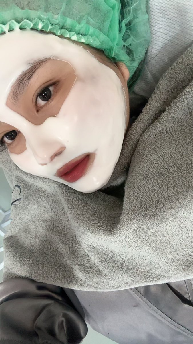 mineee🦋 tweet media