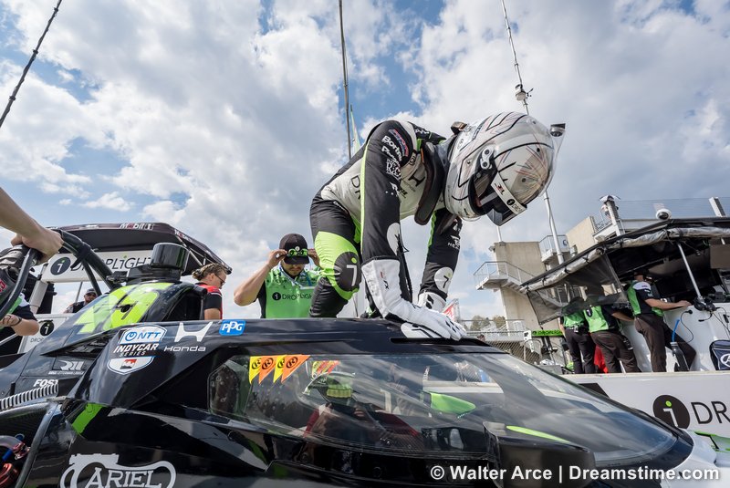 Dreamstime tweet media