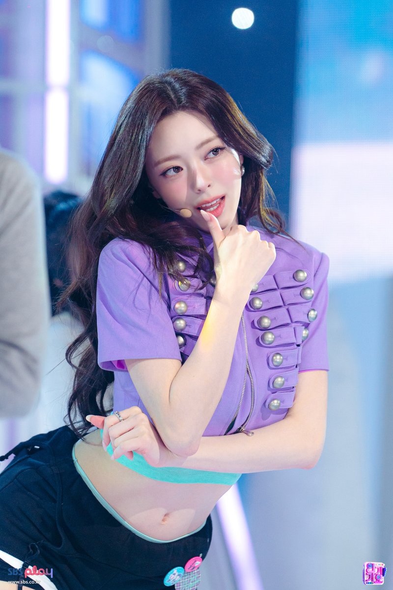 SBS 인기가요 (SBS Inkigayo) tweet media