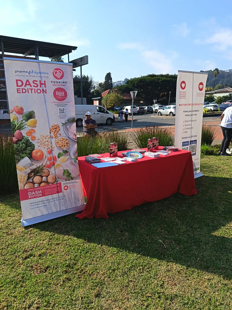 SAHeartStroke's tweet image. Our Johannesburg team together with @tshoolo @mrs_supranational_sa out at the City of Johannesburg Wide Sports Festival.

#HSFSA #getactive #healthyliving