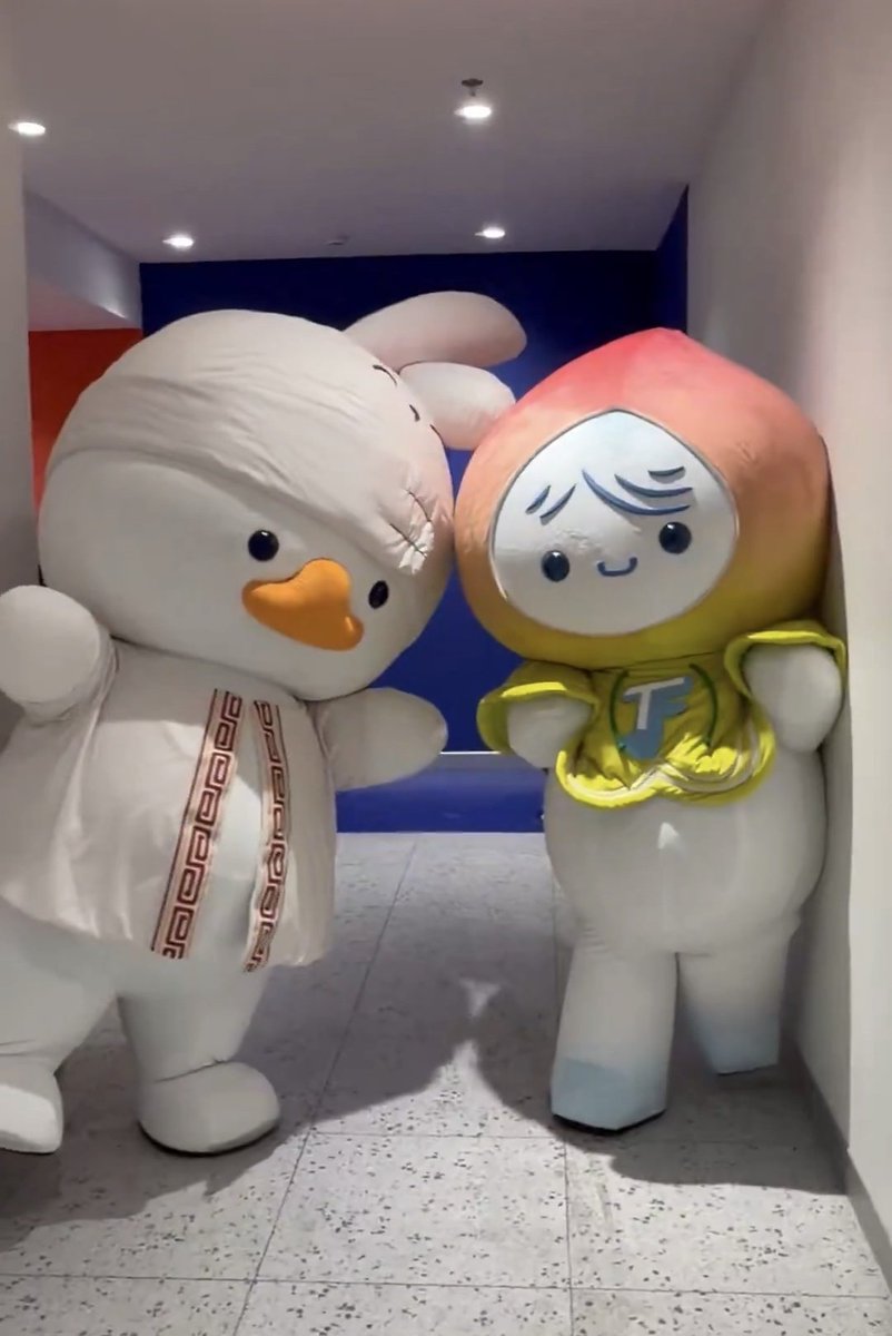 MYLOVELY_YELLOW🌙🐰✨️ tweet media