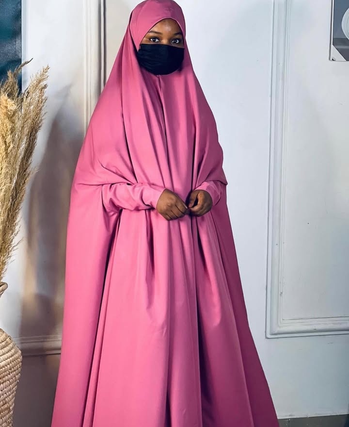 Humairah tweet media