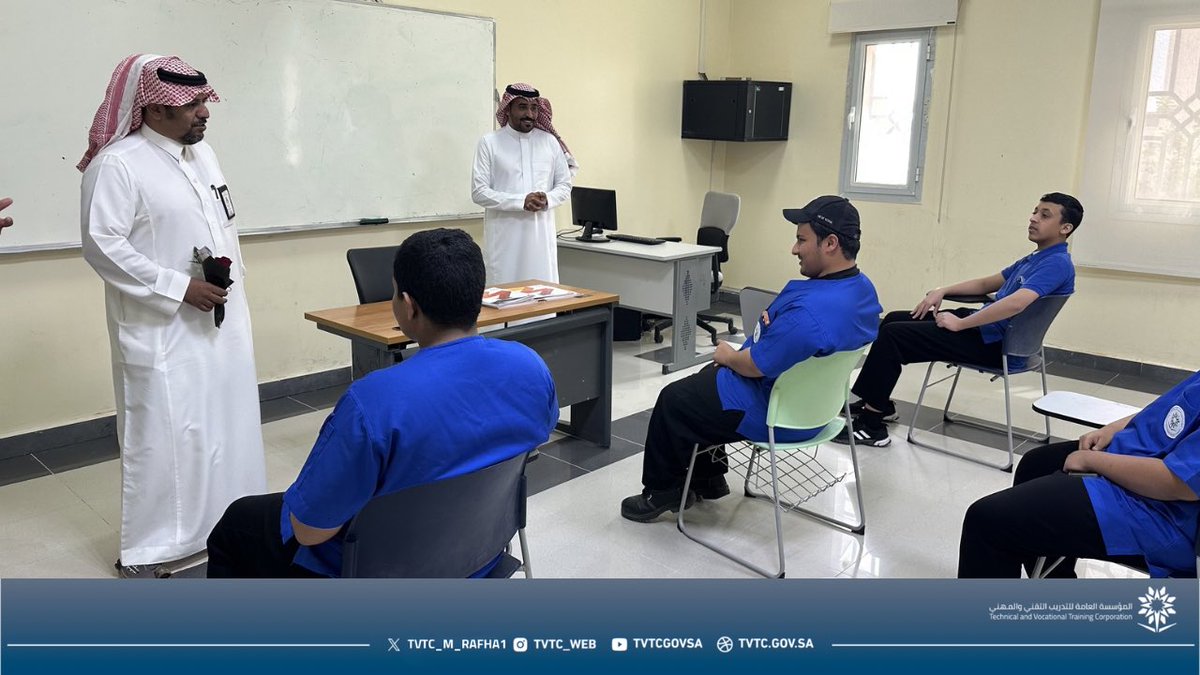 المعهد الصناعي الثانوي برفحاء tweet media